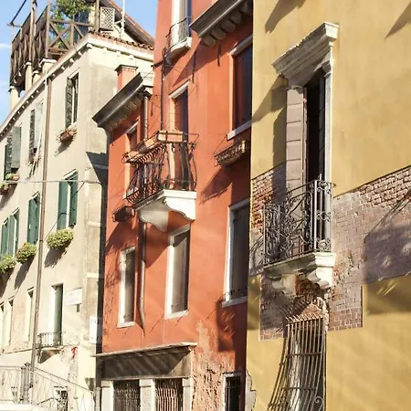 Ca Manuela 1 Apartman