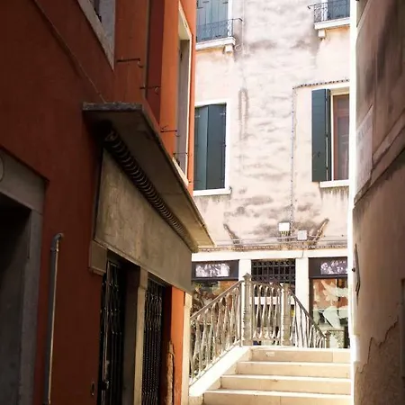 Ca Manuela 1 Apartman